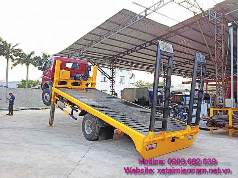 Xe Cơ Giới Nâng Đầu Fuso FA 140L-Chở Xe Công Trình 4