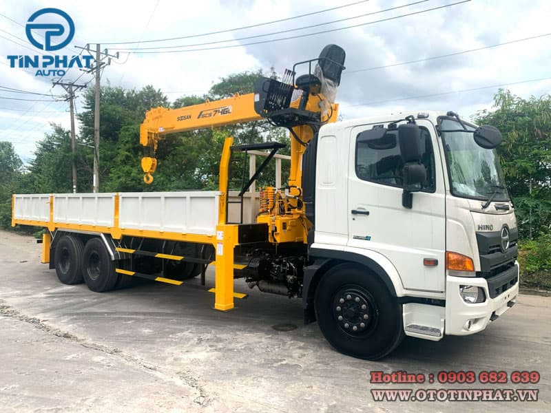 Xe Tải HINO 3 Chân FL8JW7A 12 tấn gắn cẩu SOOSAN 746L 2