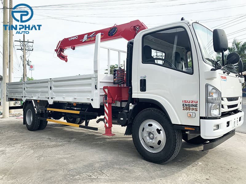 Xe Cẩu ISUZU 7 Tấn Cẩu Unic UR-V345 ISUZU VM 3