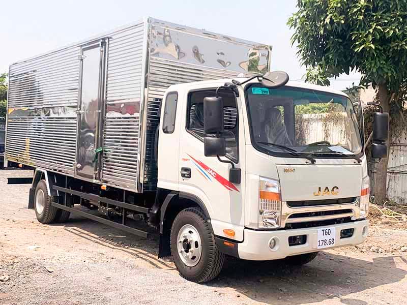 Xe Tải JAC 6.4 Tấn Thùng Kín Dài 6.2 Mét 4