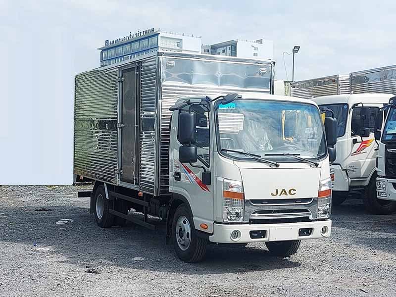 Xe Tải JAC 1.99 Tấn Thùng Kín- JAC 1T99 5