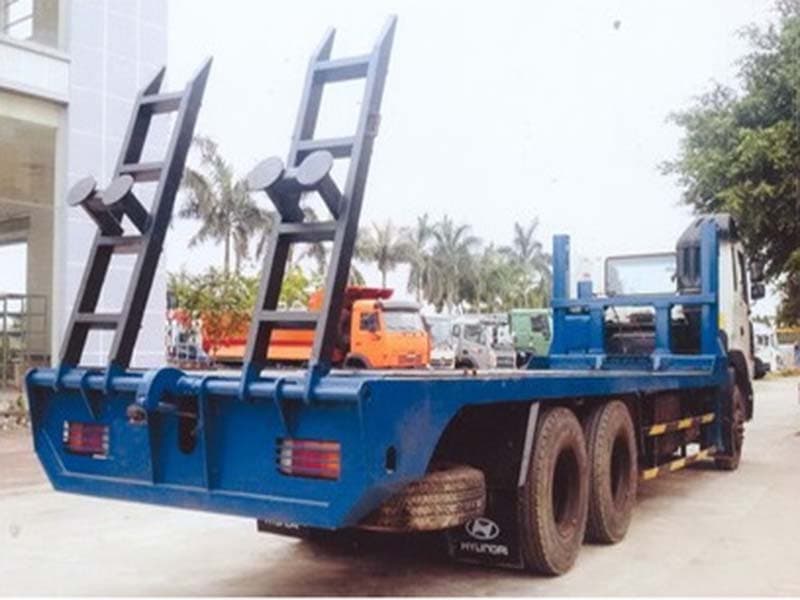 Xe Nâng Đầu Hyundai HD250-Chở Xe Công Trình 2