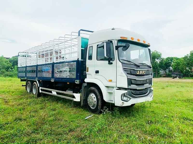 Xe Tải JAC 3 Chân 13.6 Tấn thùng Dài 9.7 Mét 1
