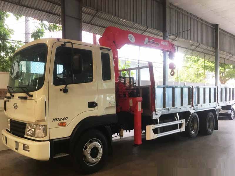Hyundai HD240 Gắn Cẩu 5 Tấn Unic