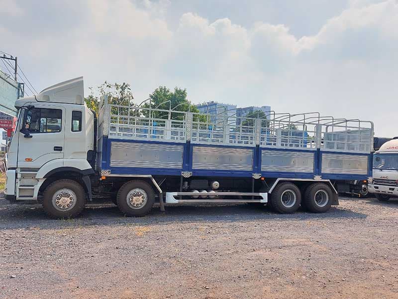 Xe Tải JAC 4 Chân 17.9 Tấn Thùng Mui Bạt 5