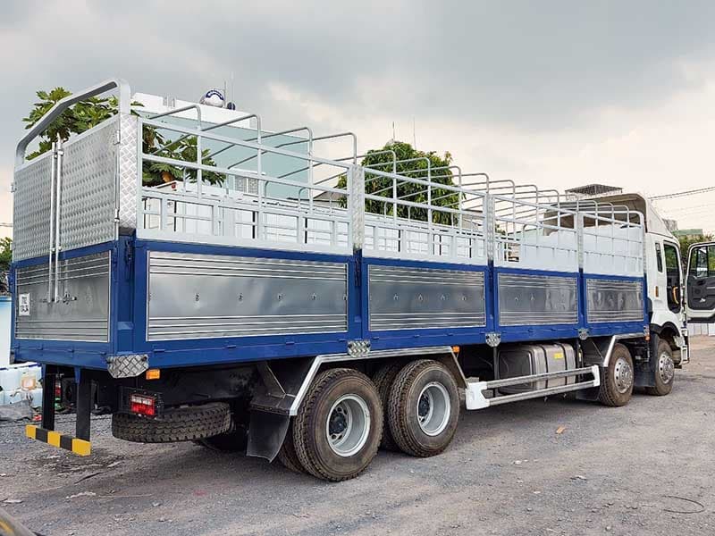 Xe Tải JAC 4 Chân 17.9 Tấn Thùng Mui Bạt 3