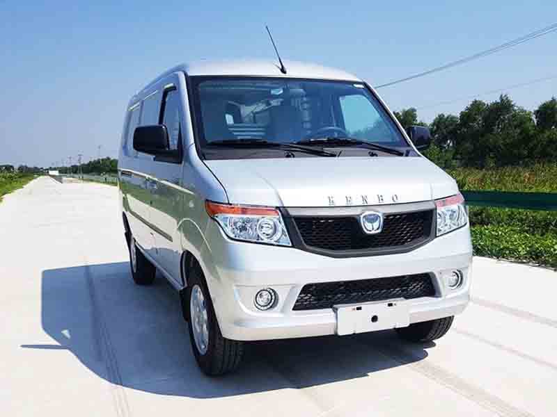 Xe Van Kenbo 2 chổ 945 Kg Mới 2021 2