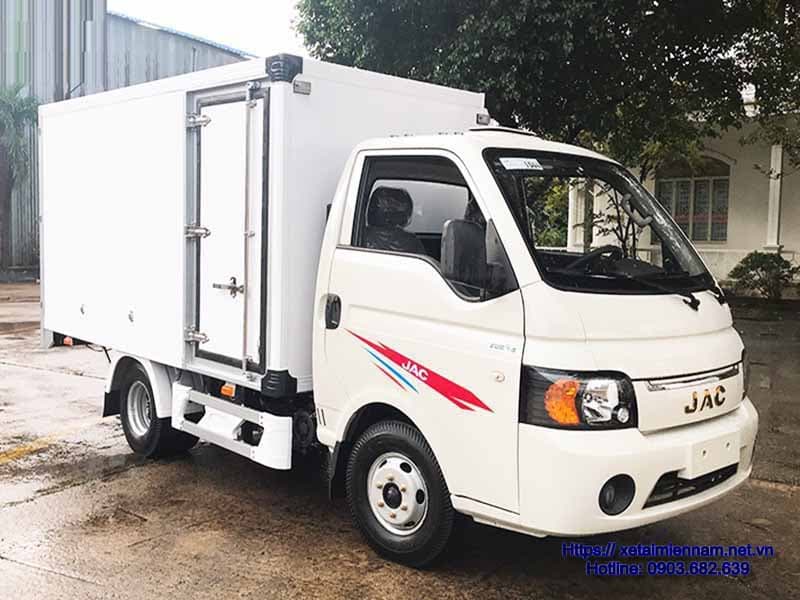 Xe Tải JAC 1.5 Tấn Thùng Kín Composite X150 1