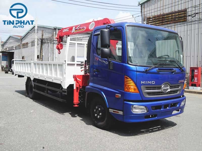 Xe Tải Hino FC9JLTC 5.5 Tấn Gắn Cẩu Unic URV 344K