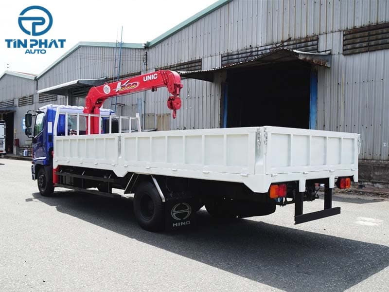 Xe Tải Hino FC9JLTC 5.5 Tấn Gắn Cẩu Unic URV 344K 3