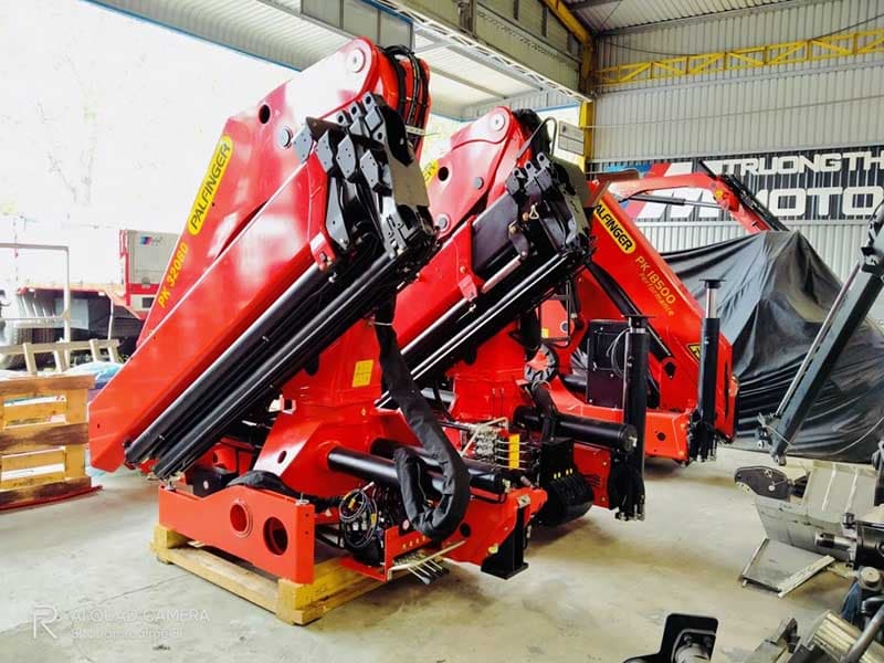 Xe Tải Hino Gắn Cẩu Gập-PALFINGER 12 TẤN 3