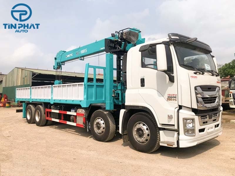Xe Tải Isuzu Giga 4 Chân Gắn Cẩu 10 Tấn