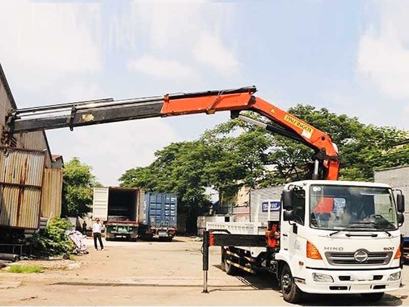 Xe Cẩu Hino 6 Tấn Gắn Cẩu Gập Falfinger 5 Tấn 3