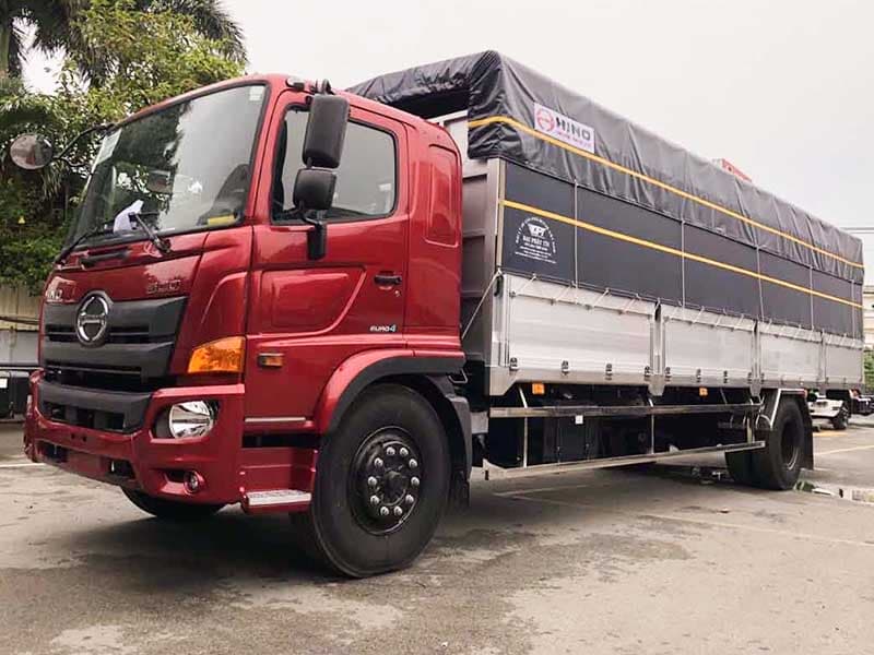 Xe Tải Hino 8.5 Tấn FG8 Thùng Dài 8.6 Mét