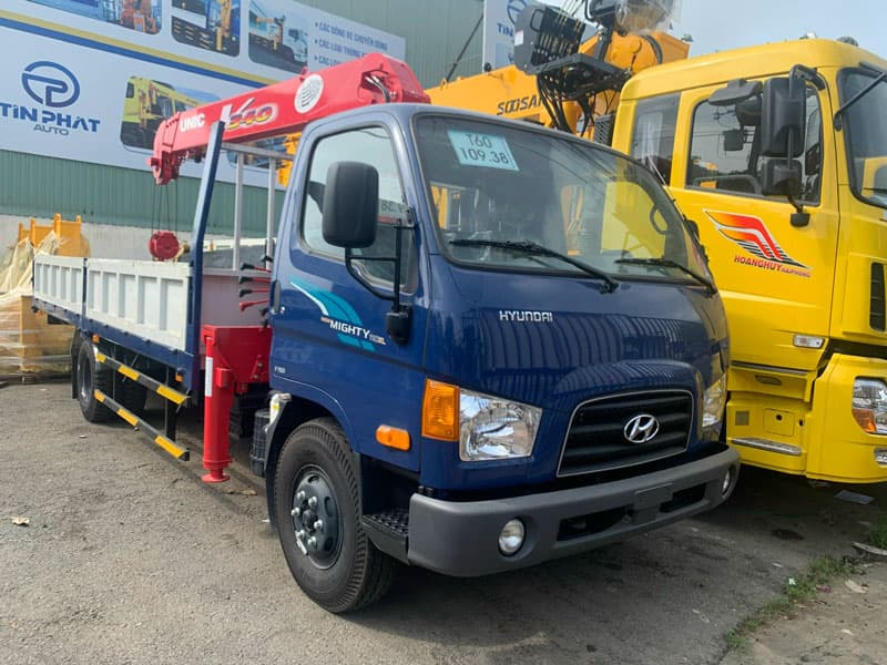 Xe Tải Hyundai NewMighty 110XL Gắn Cẩu Unic 3 Tấn