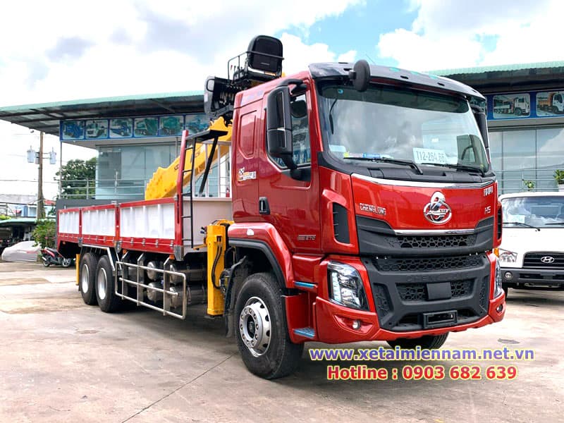 Xe Chenglong 3 Chân Gắn Cẩu Soosan 9 Tấn