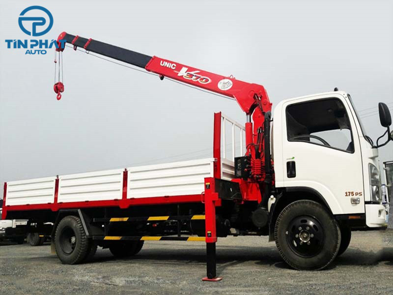 Xe Tải ISUZU 7 Tấn Gắn Cẩu Unic