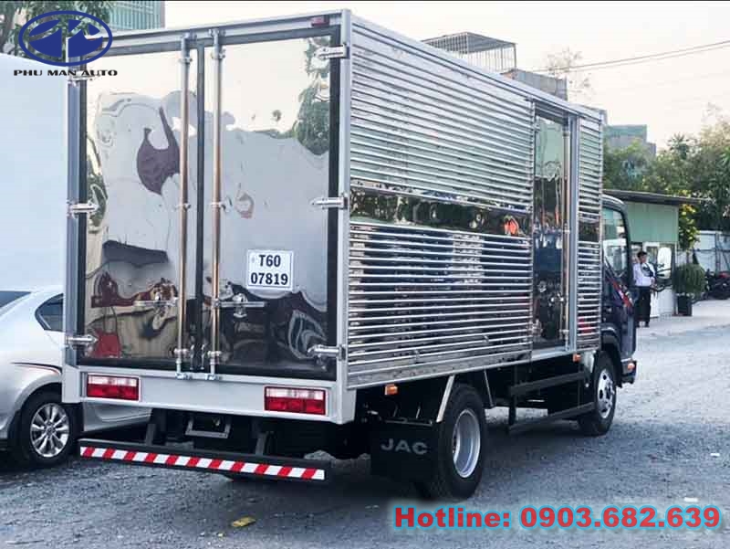 XE-TAI-JAC-2TAN-THUNG-KIN-DAI-4M4