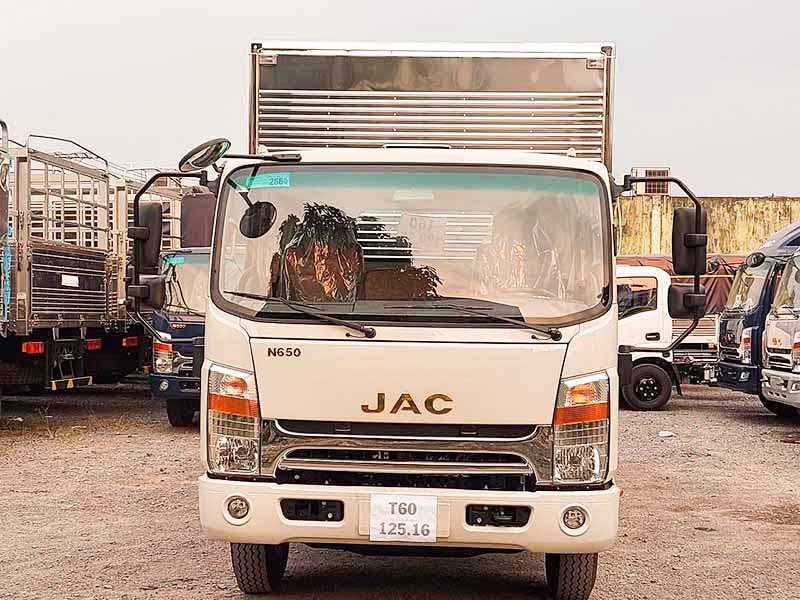 Xe tải jac 6.4t