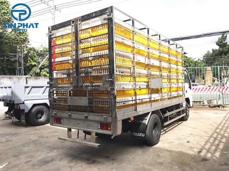 Xe Chở Gà Vịt Isuzu 2 Tấn