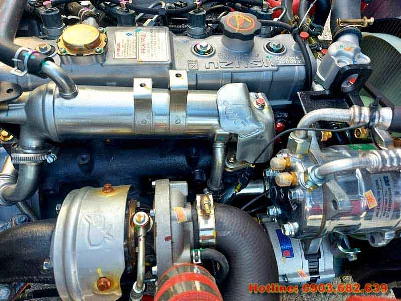 xe-tai-3t49-thung-dai-6m2