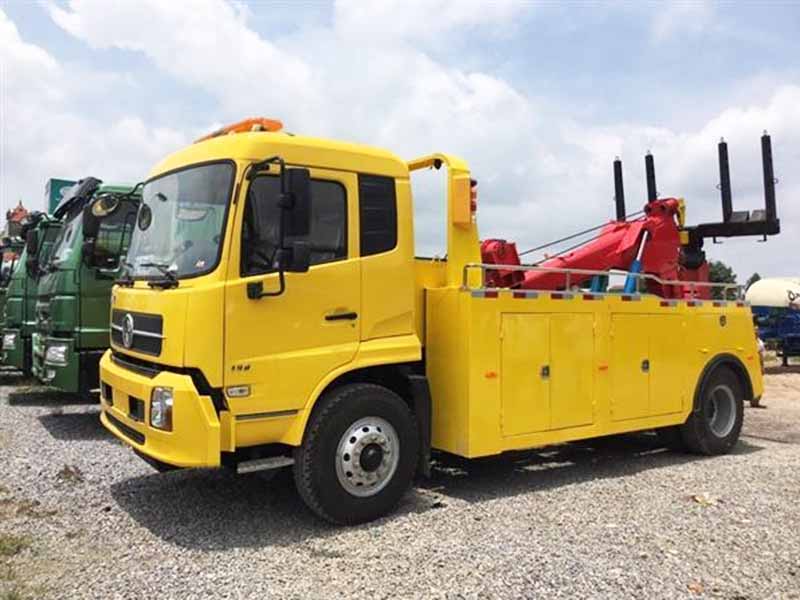 xe-cuu-ho-dongfeng-8-tan