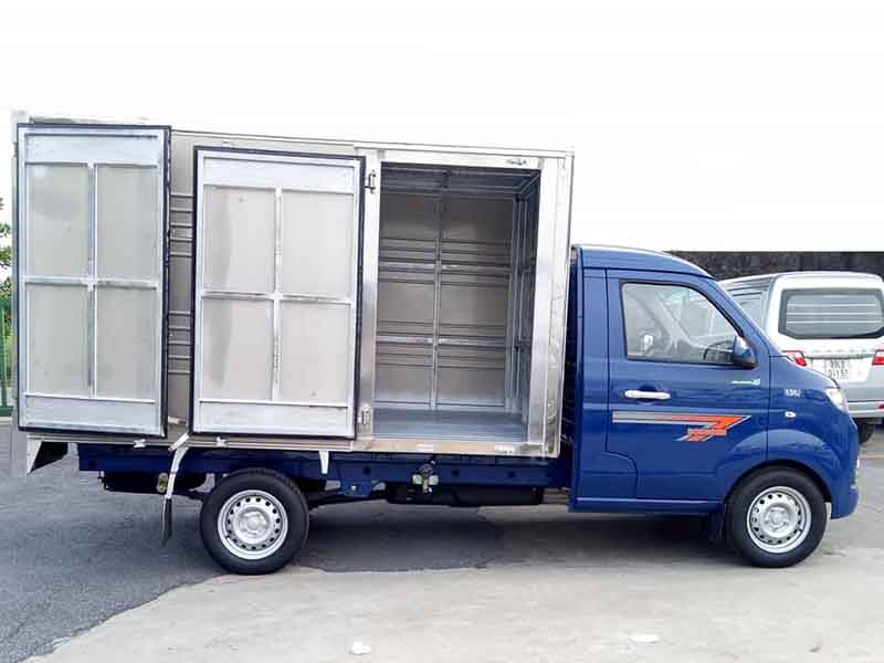 xe-tai-dong-ben-t30-thung-kin