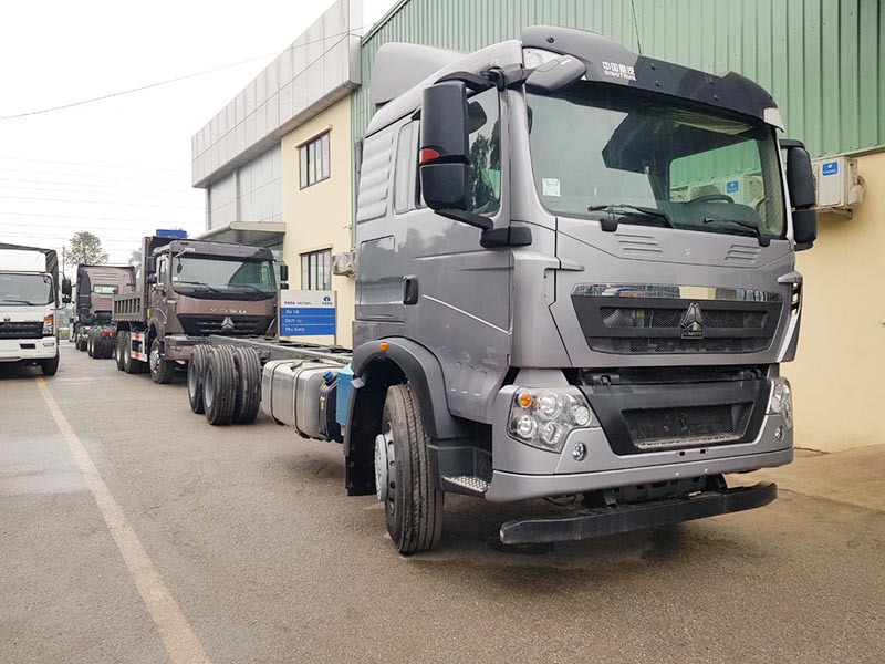 Xe Tải HOWO 3 Chân