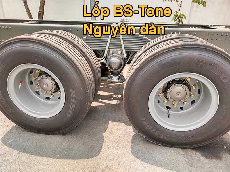 Xe Tải Thùng HOWO 4 Chân -Lốp