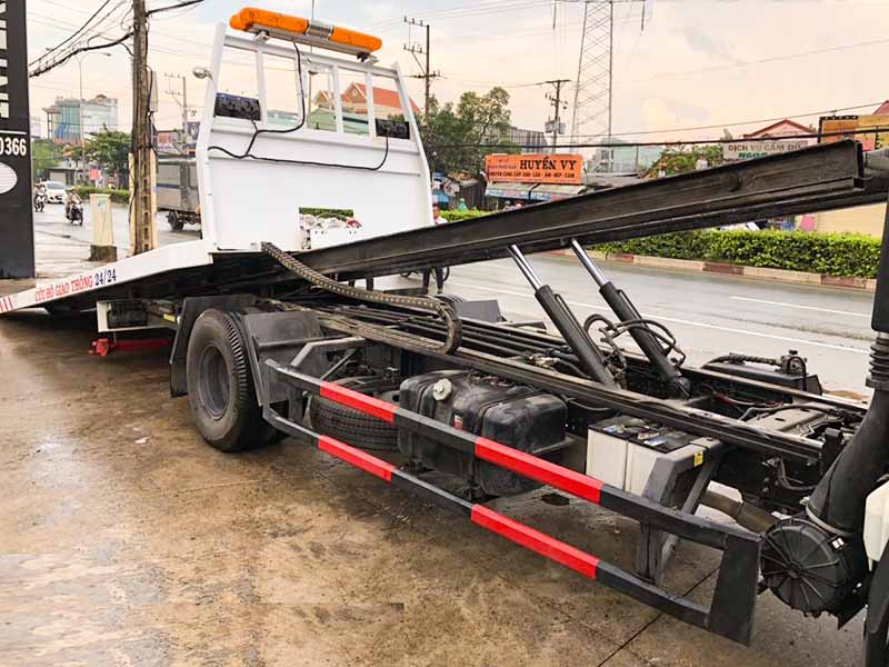 isuzu cứu hộ giao thông