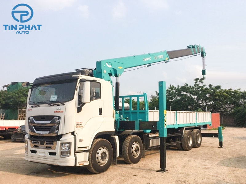 Xe Cẩu Isuzu Giga 4 chân