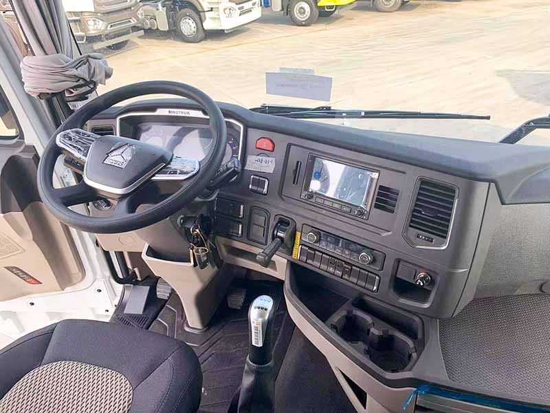 Xe tải Howo 5 chân Max
