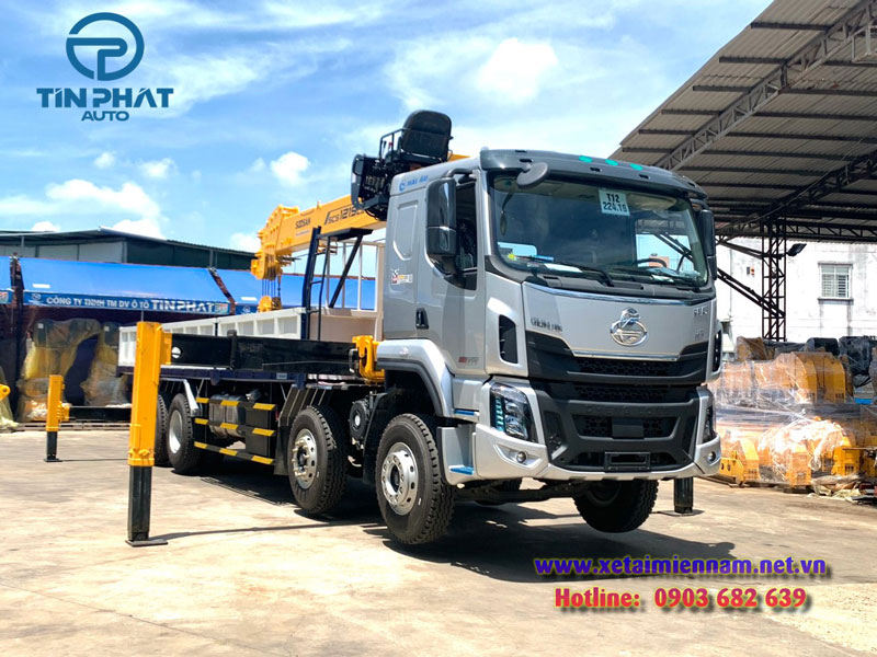 Xe Chenglong 4 Chân Gắn Cẩu Soosan 12 Tấn