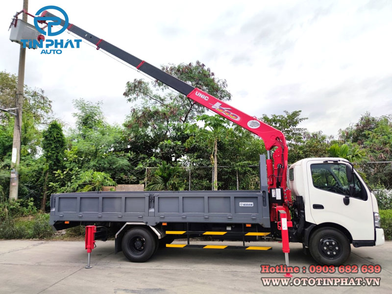Xe Tải Hino Gắn Cẩu Unic 3 Tấn