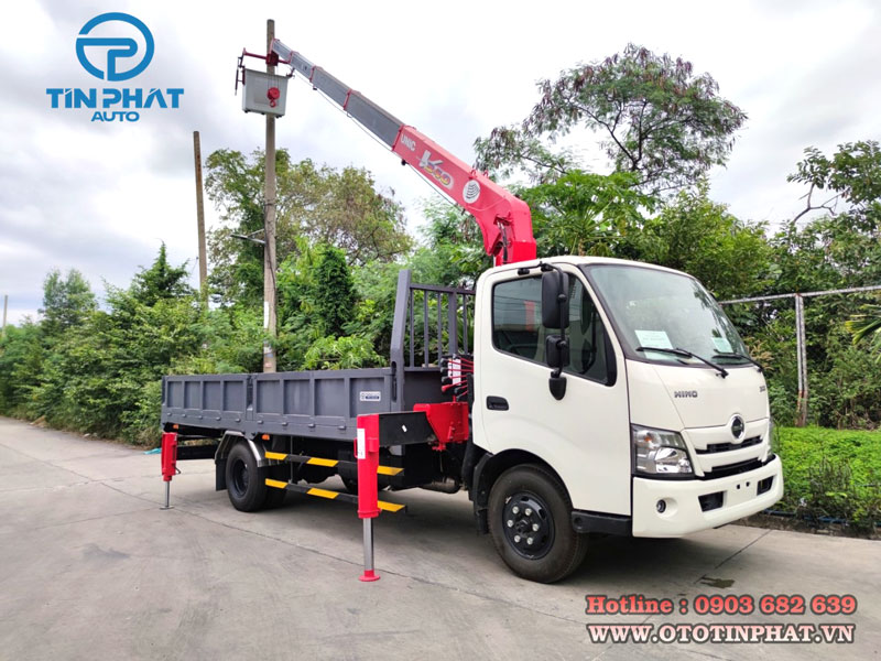 Xe Tải Hino Gắn Cẩu Unic 3 Tấn