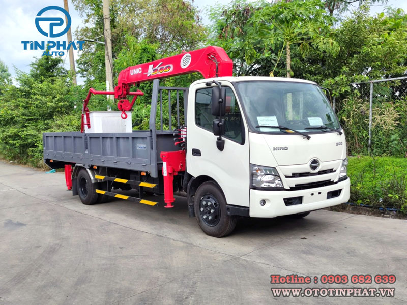 Xe Tải Hino Gắn Cẩu Unic 3 Tấn