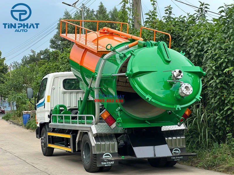 Xe Hút Hầm Cầu Bể Phốt 6 Khối